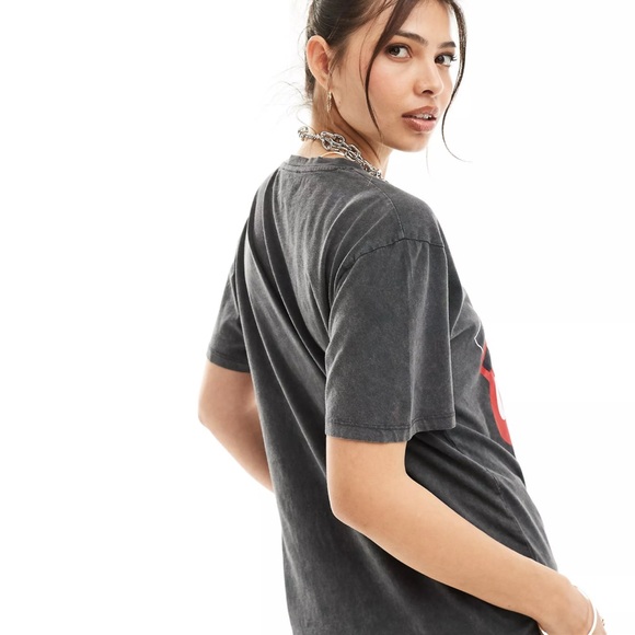 Stradivarius MTV Graphic Tee Shirt - Picture 3 of 3